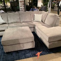 Brand New/ Gray Sectional, Seccional, Couch// Delivery Available 
