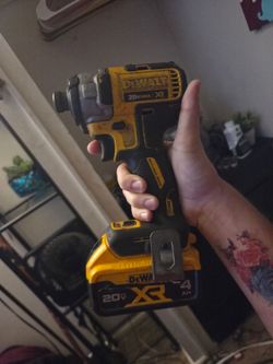 DEWALT 20V MAX XR 3-Speed Impact Driver (DCF887)