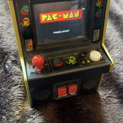 PAC Man Mini Arcade Machine Works 