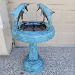Bronze Dolphins fountain 
