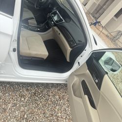 2016 Hoda Accord 4 Sedan