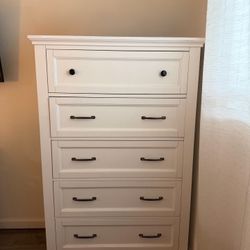 Bedroom Dresser 