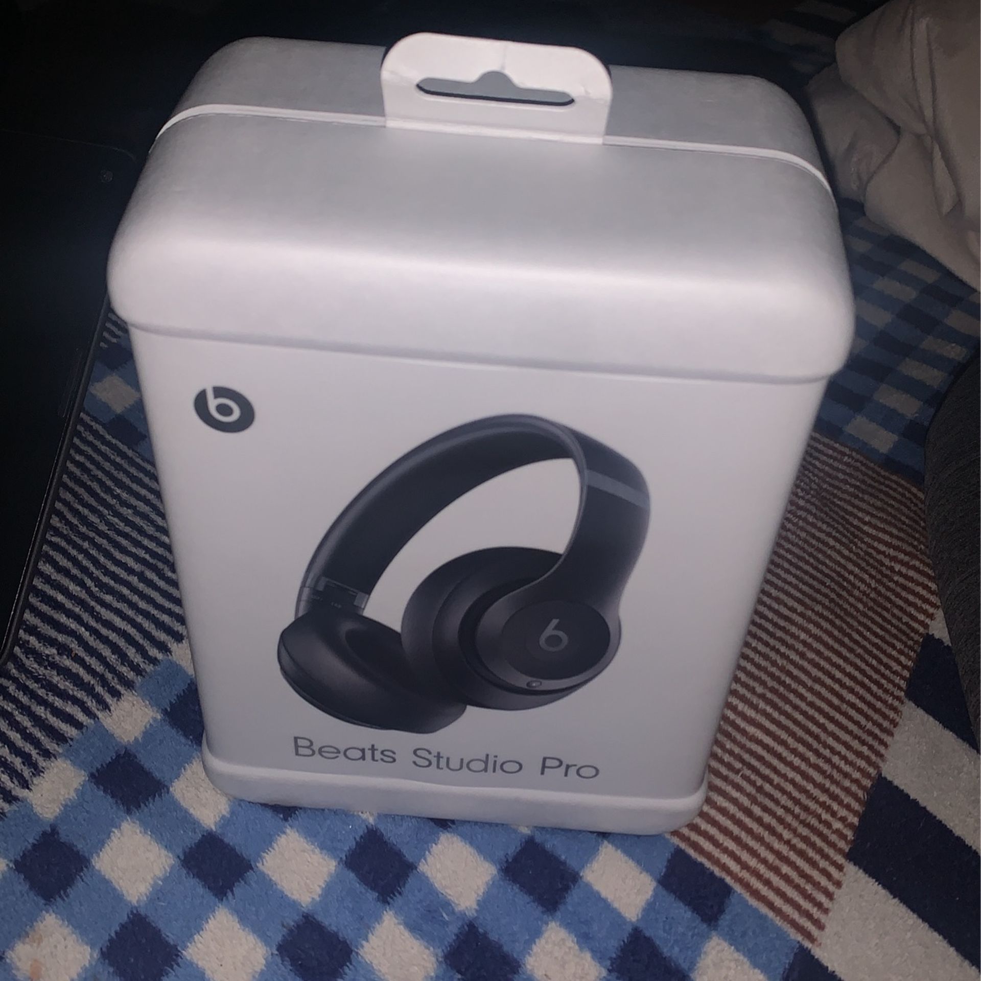 Beats Studio Pro