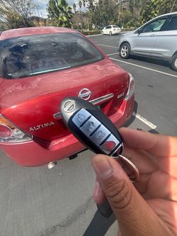 Llaves de autos / car keys and remotes