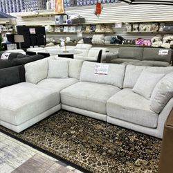 Dayna 4-Piece Fabric Modular Sectional