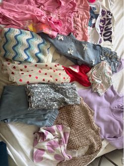 Girl and boy clothes sizes 8 , 5