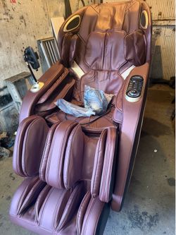 Nearly new H Solution Gravity massage chair