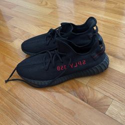 Yeezy 350 Shoe - Brand New 