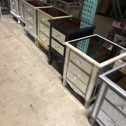 Mirrored End Tables/nightstands- BRAND NEW - Photography Samples And Display Pieces 