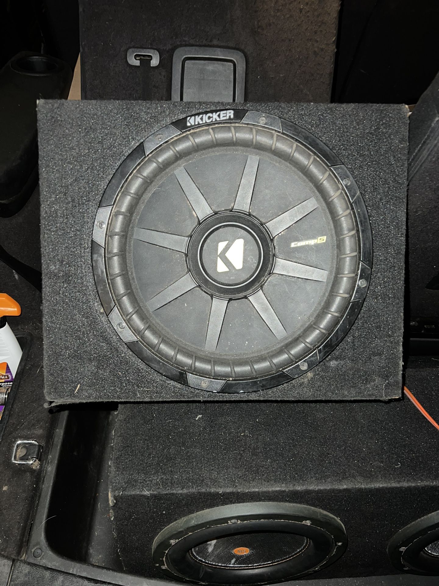 12” Kicker Works Great