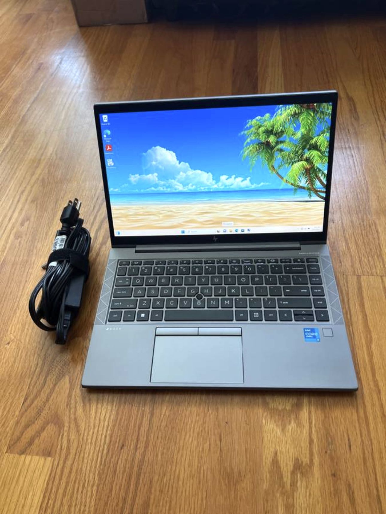 14 inches HP ZBook Firefly G10 Laptop Win11 Pro i5 1345U 10-Cores @1.6Ghz RAM 16Gb SSD 512Gb Microsoft Office - Product 2023 Warranty 12/2026