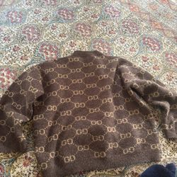 LOW PRICE MOVING- KIDS GU CCI WOOL SWEATER