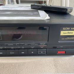 Super Betamax Video Recorder and Player SL S600