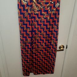 Ladies Skirt Size Large New