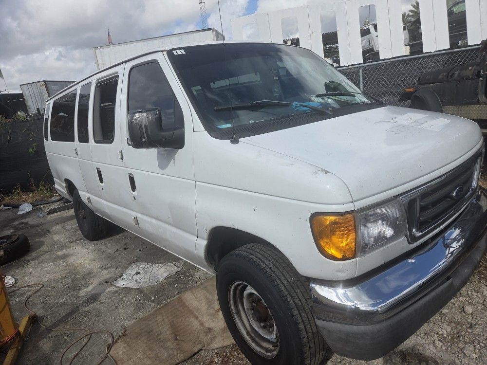 2007 For E350 Passenger Van V8 Auto