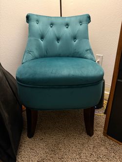 Teal Tufted Velvet Accent Chair