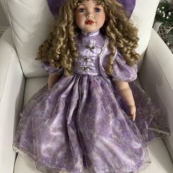 Old-Fashioned Ceramic Doll