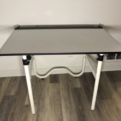 Free Drafting Table 