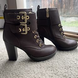 GUESS Boots Size 5.5