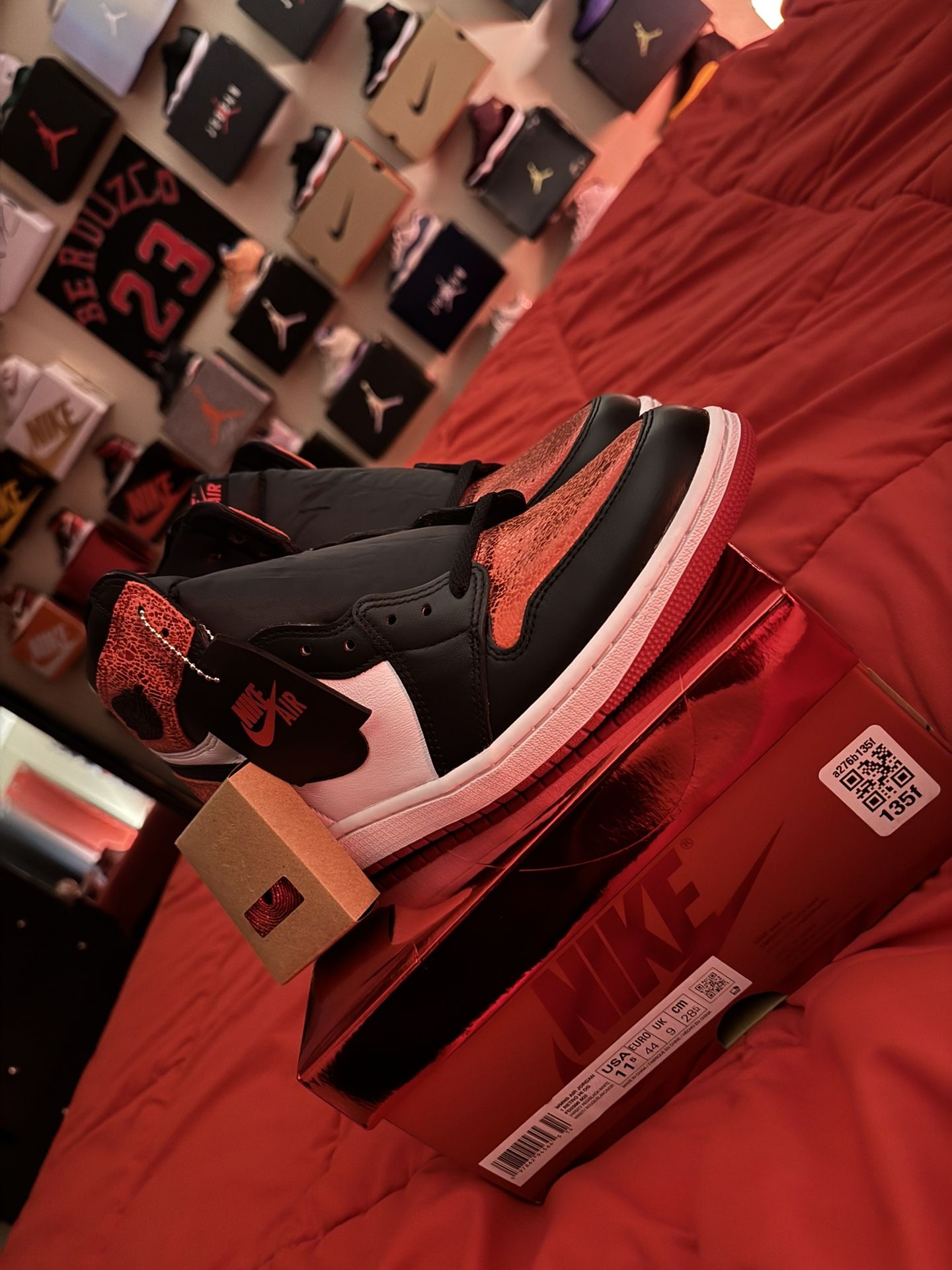 New Jordan 1 ruby Size 10 Men’s/11.5w $100