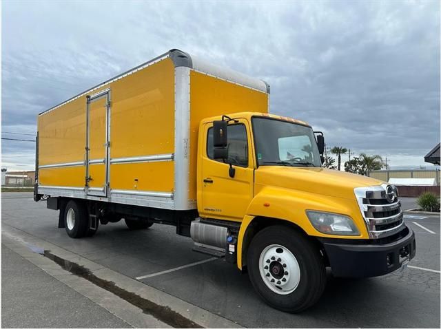 2017 Hino Truck