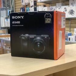 Sony A6400 With 16-50mm Lens