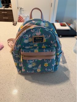 Loungefly backpack - stitch