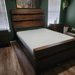 Rustic Bed And 2 Nightstands 