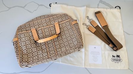 LIKE NEW - Coach Signature Collection Laptop Bag