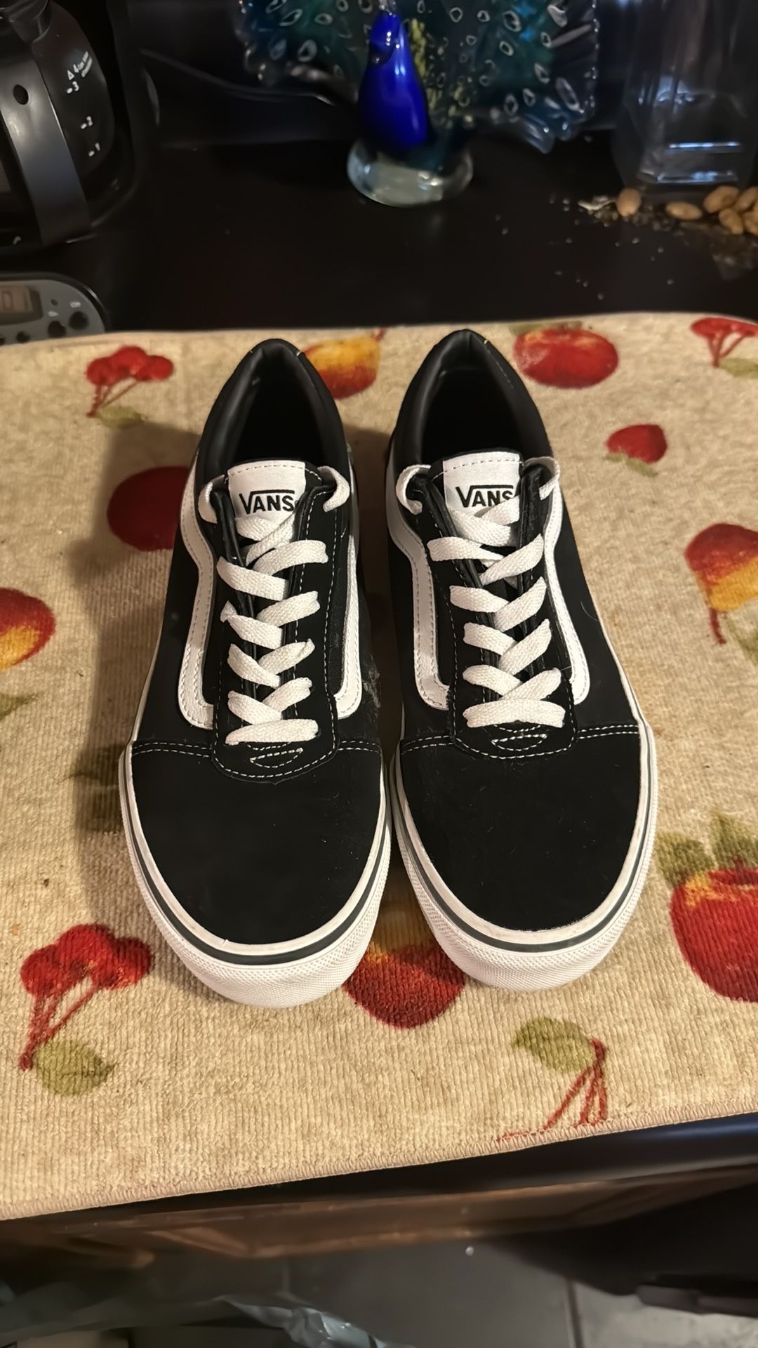 Vans Off The Wall Youth Sneakers Sz 5