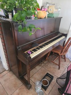 Free piano