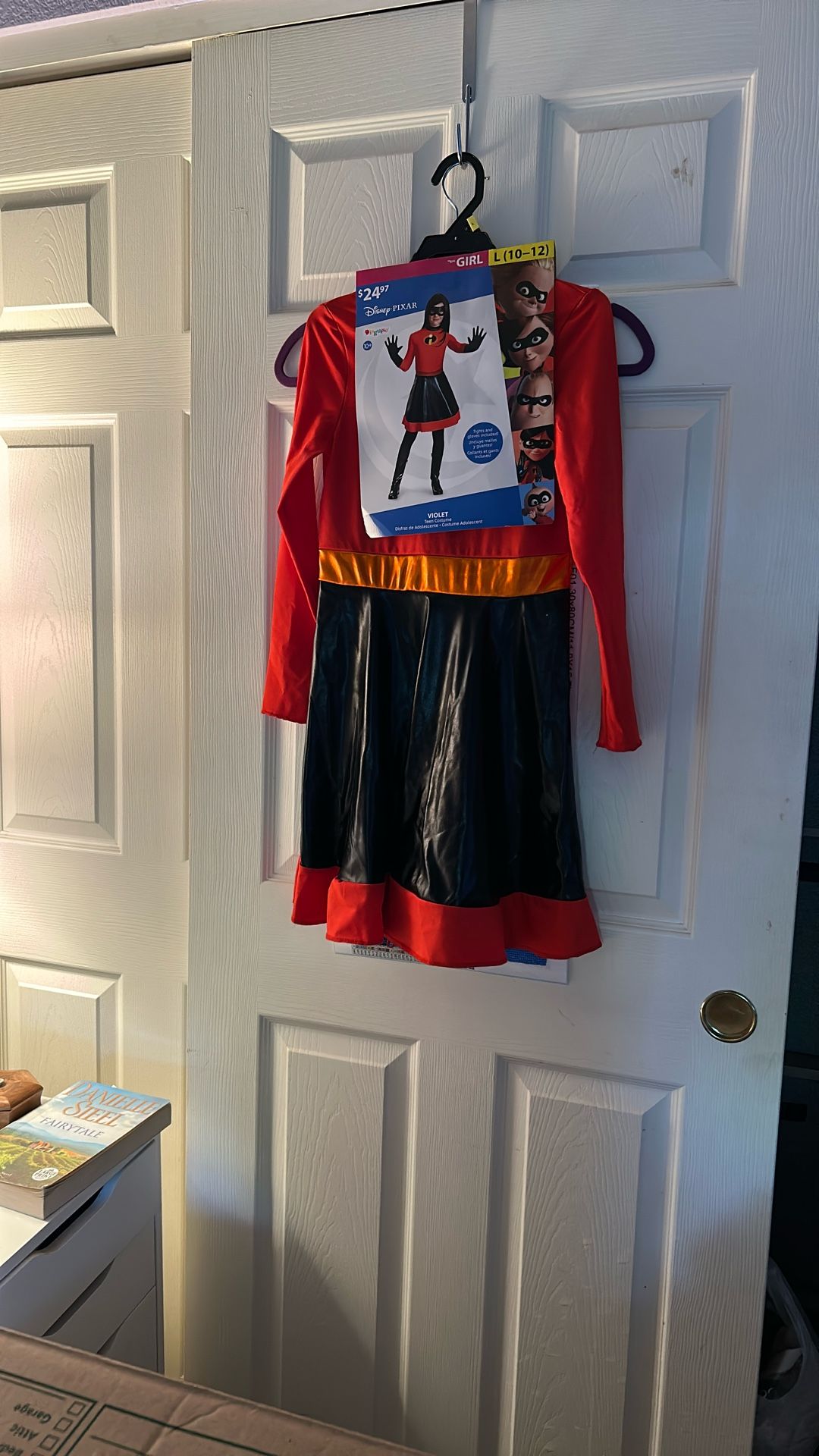 Costume