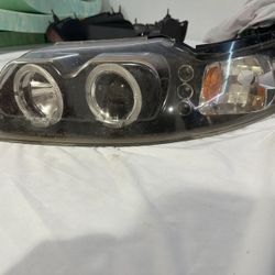 99-04 Mustang Headlights