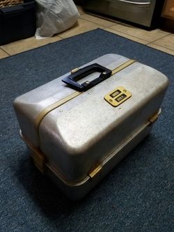 Umco Tackle Box for Sale in Annapolis, MD - OfferUp