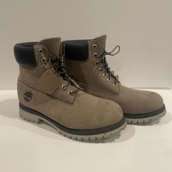 TIMBERLAND MENS BOOTS GREY/SIZE 9