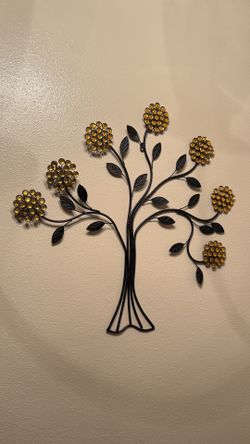 Deco 79 Metal Tree Wall Decor
