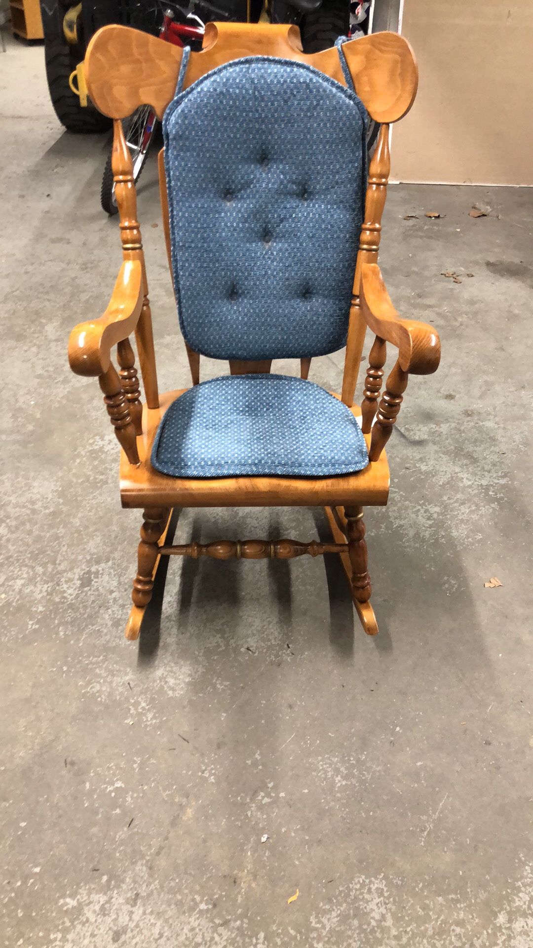Good condition rocking chair