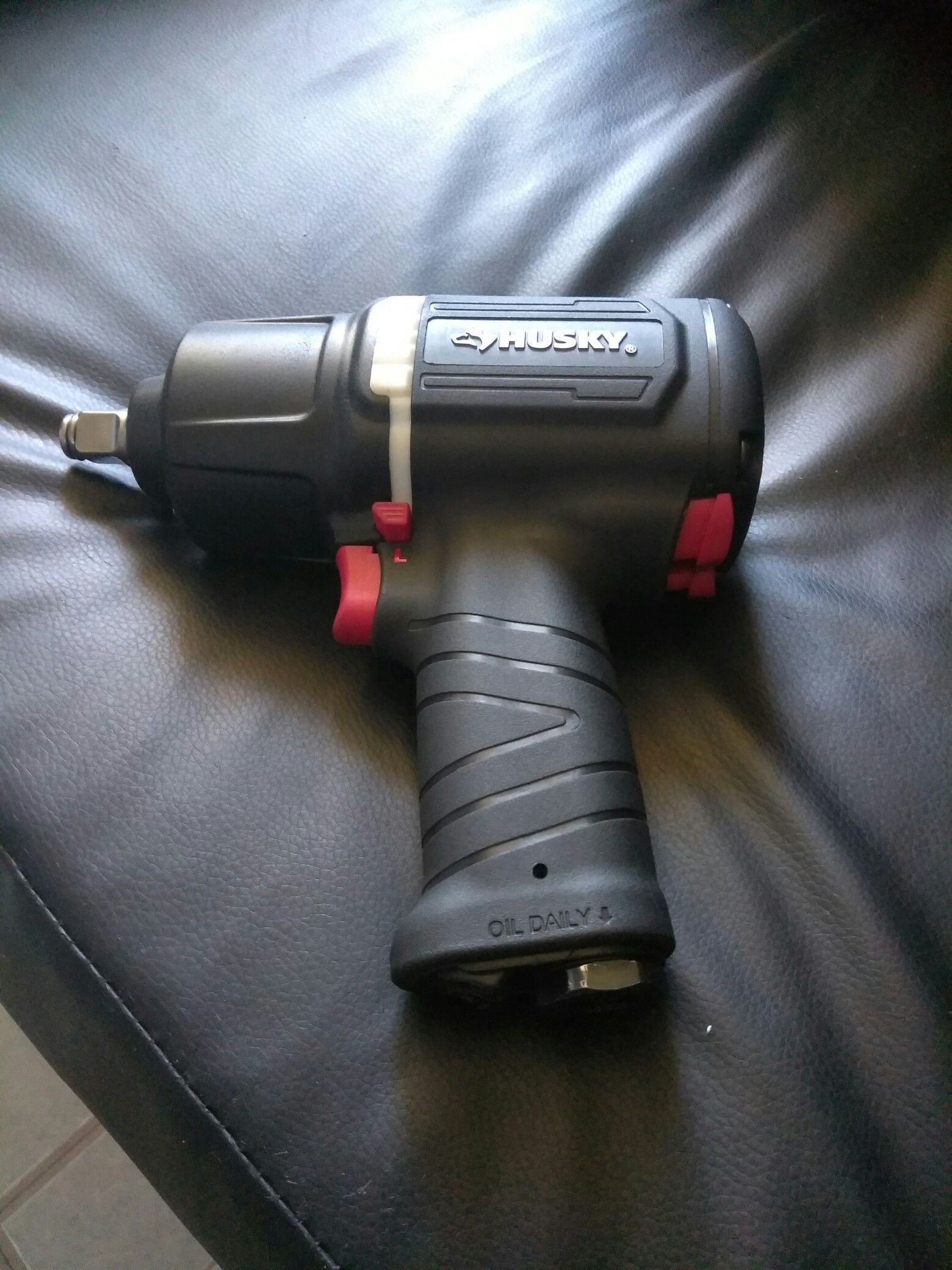 HUSKY IMPACT MODEL H4470