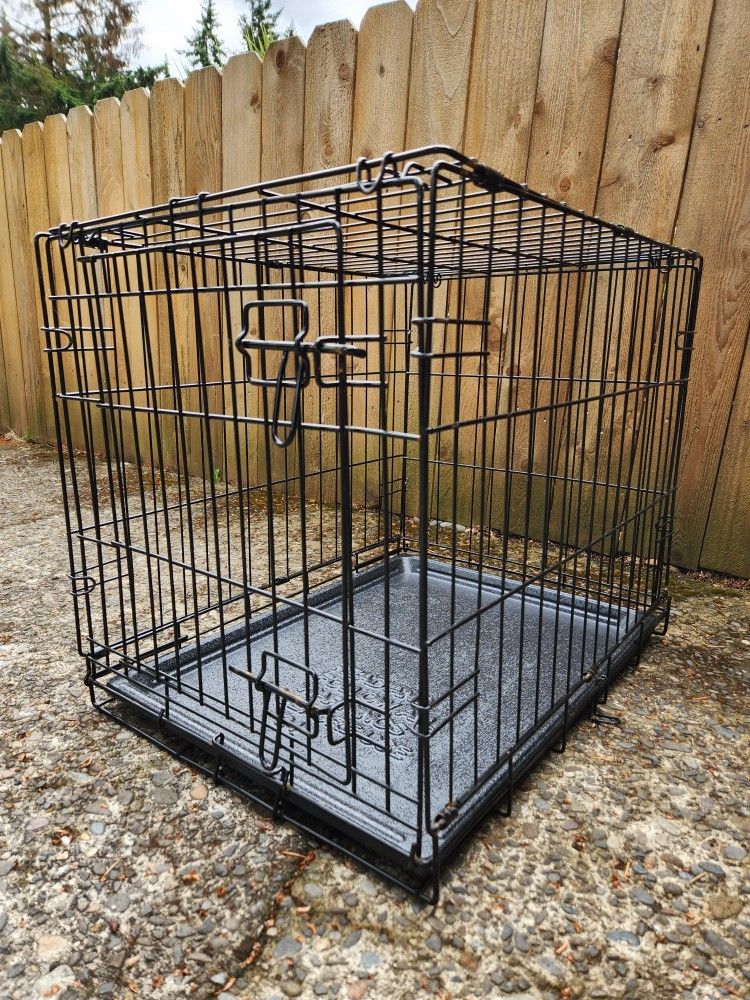 Small Wire Mesh Folding 24" DOG CRATE-Excellent Condition!