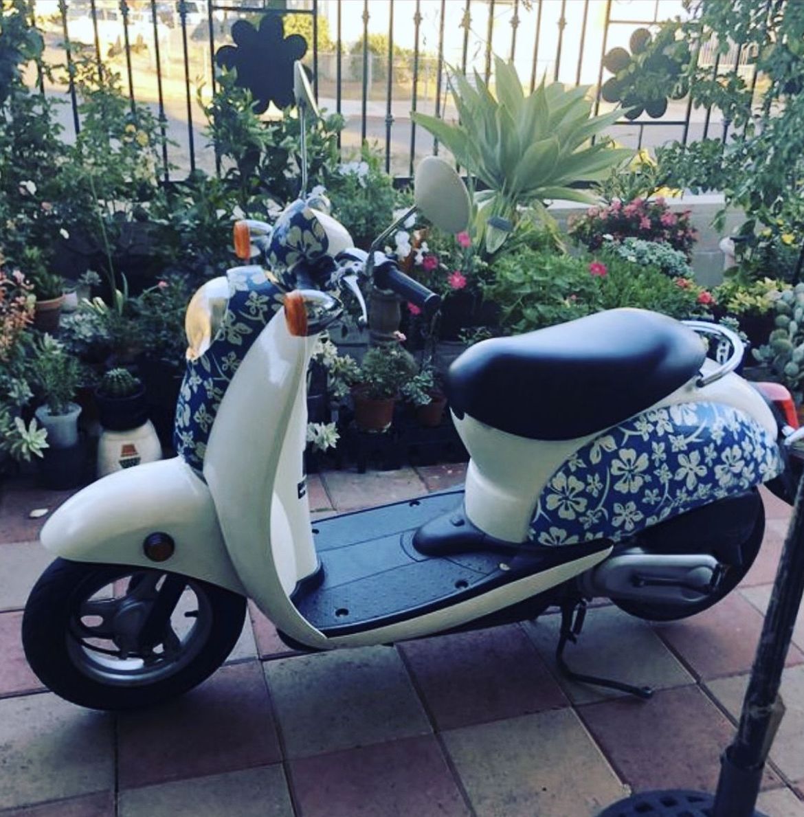 Photo 2004 Honda Scooter