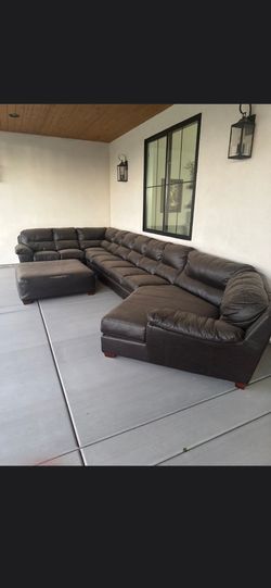 Leather sectional sofa