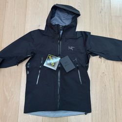 Arc’teryx Beta SL Black and Grey