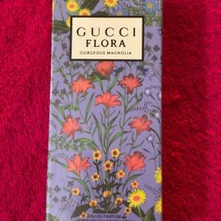 Gucci Flora Gorgeous Magnolia 