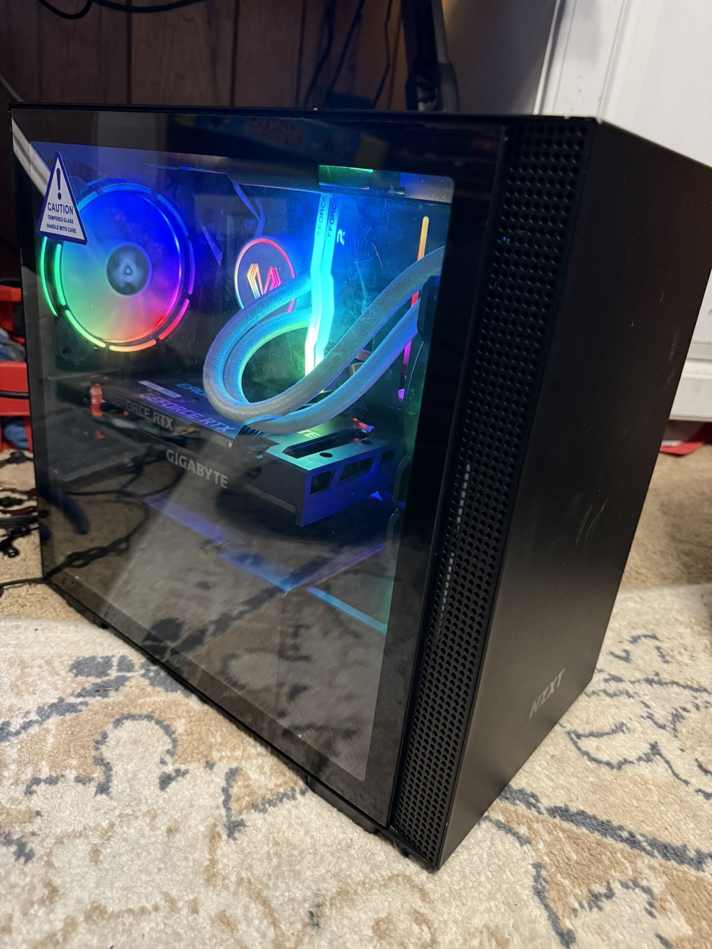 Custom ITX I5 9400, RTX 3050, 16GB DDR4 Gaming PC