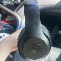 Beats Studio 3