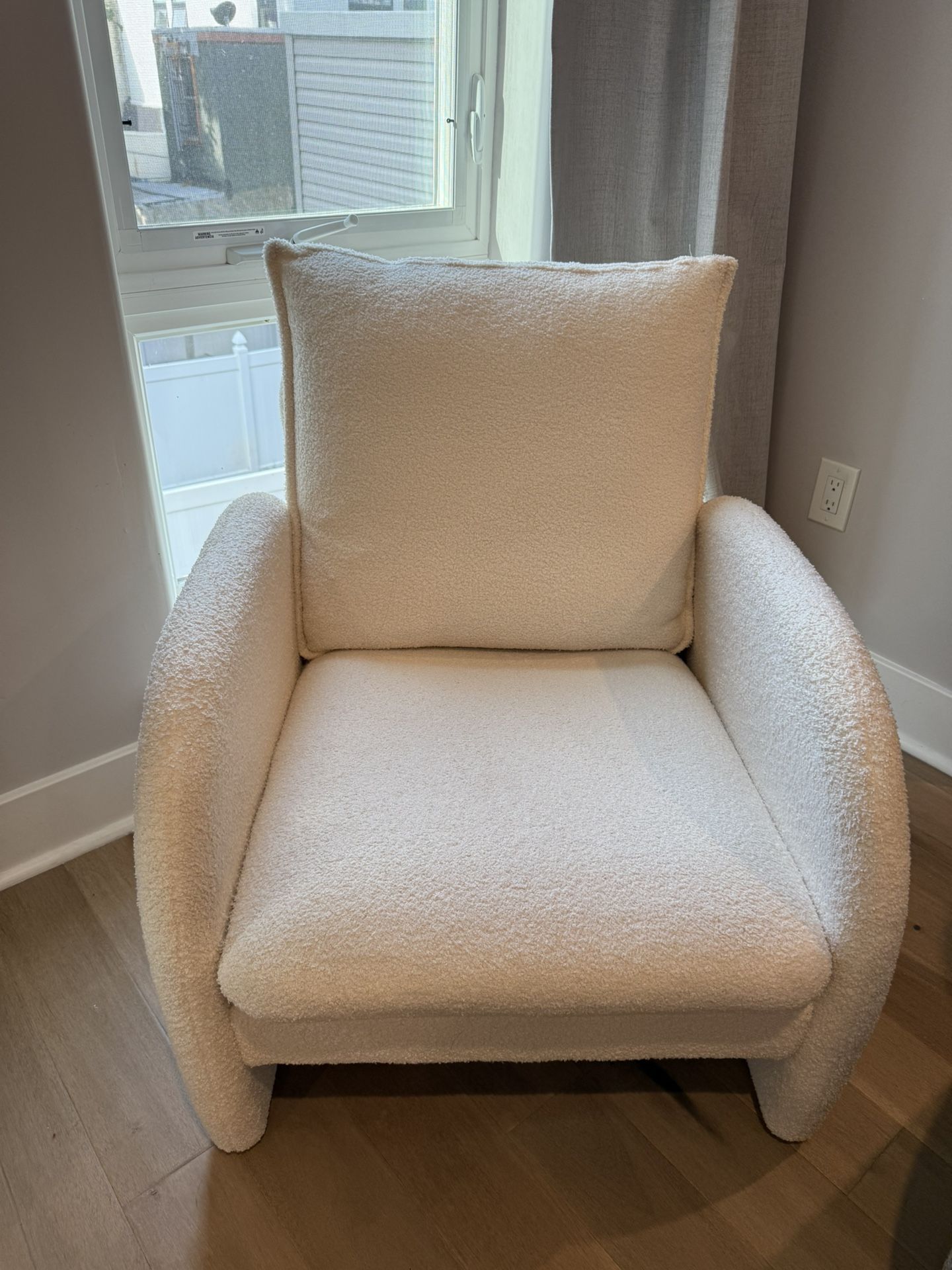 Boucle Chair