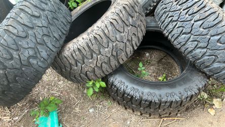 37 X 13.50 R22 MILESTAR PATAGONIA M/T set of 4