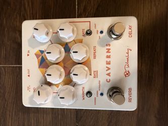 Keely Caverns Delay pedal