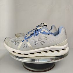 Size 9.5 Women's On Cloudsurfer road-running shoes