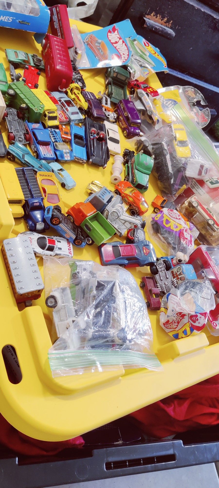Lot of 65